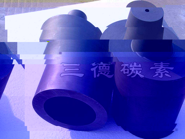 石墨坩埚